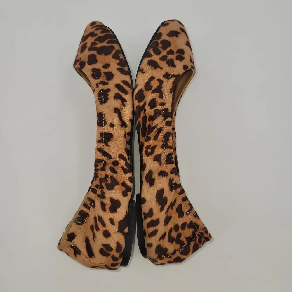 Torrid Scrunch Ballet Flats‎ Sz 8 W Animal Print Leopard Preppy Ballerina Shoes